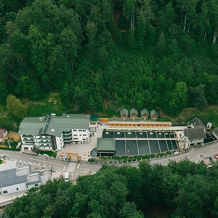 Lostrita - Pastravarie, Hotel & Spa Бая-Маре Екстер'єр фото