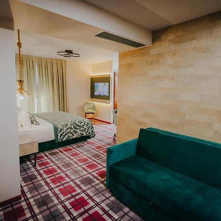 Lostrita - Pastravarie, Hotel & Spa Бая-Маре Екстер'єр фото